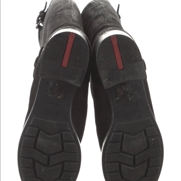Prada boot w buckle - Picture 5 of 5